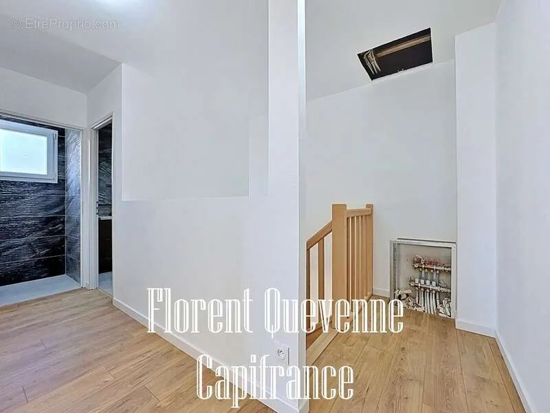 Entrée - Maison Familiale avec Jardin à Cagny