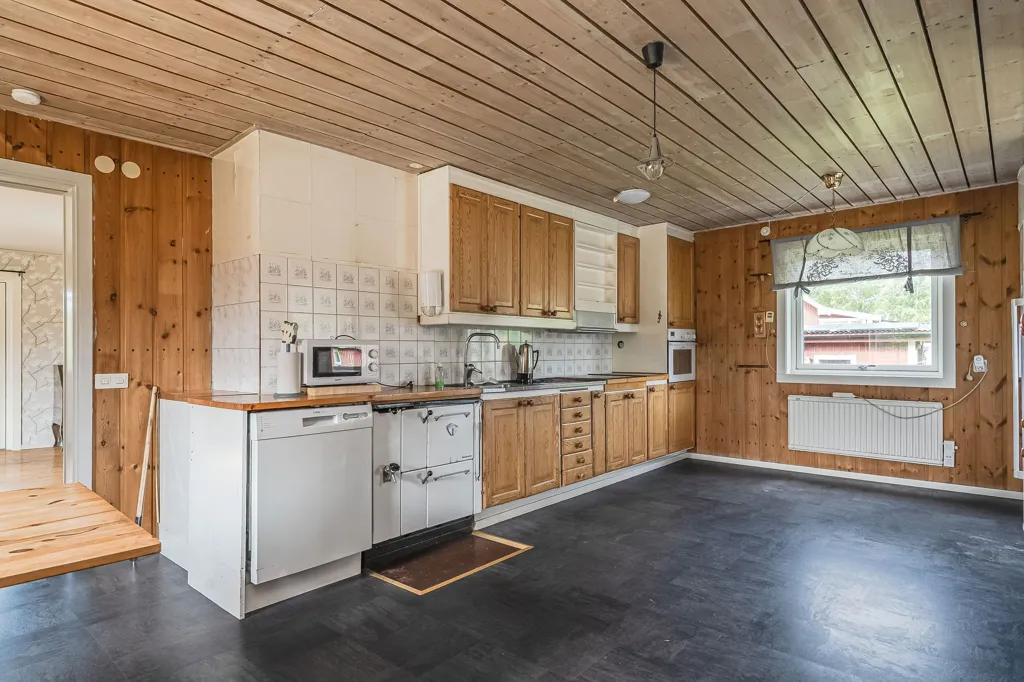 Cuisine - Seaside Villa with Guesthouse in Lörudden