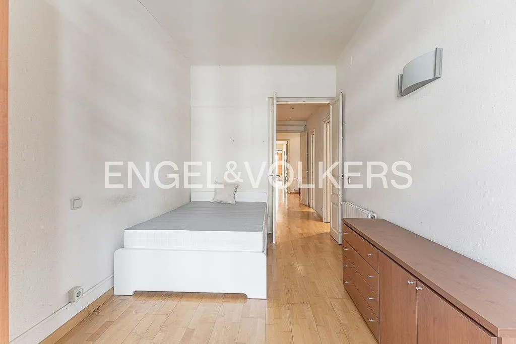 Chambres - Apartment with Terrace in L'Antiga Esquerra de l'Eixample