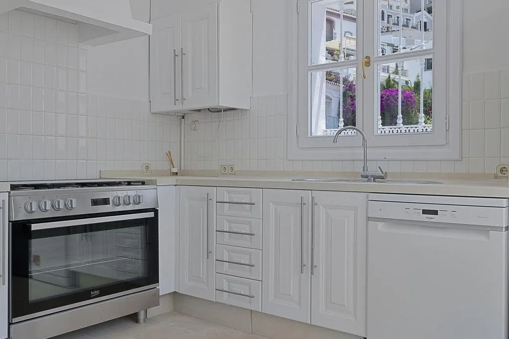 Kitchen - Newly Built Villa with Mountain Views in Benahavís