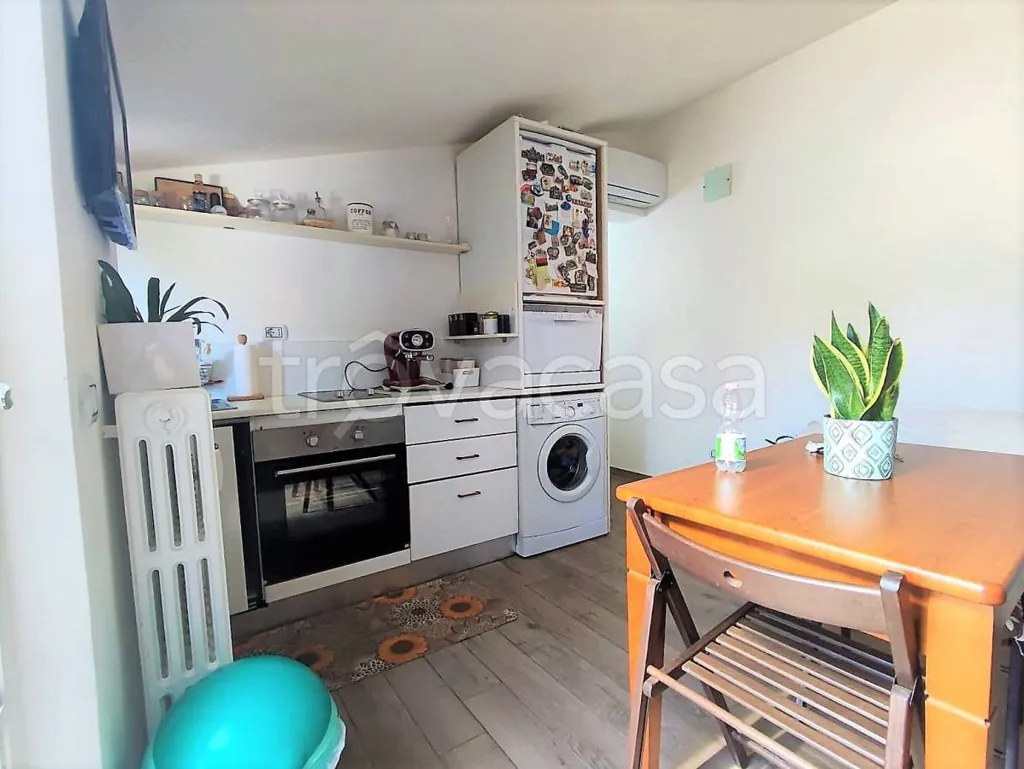 Kitchen - Panoramic Mansard Apartment in Perugia