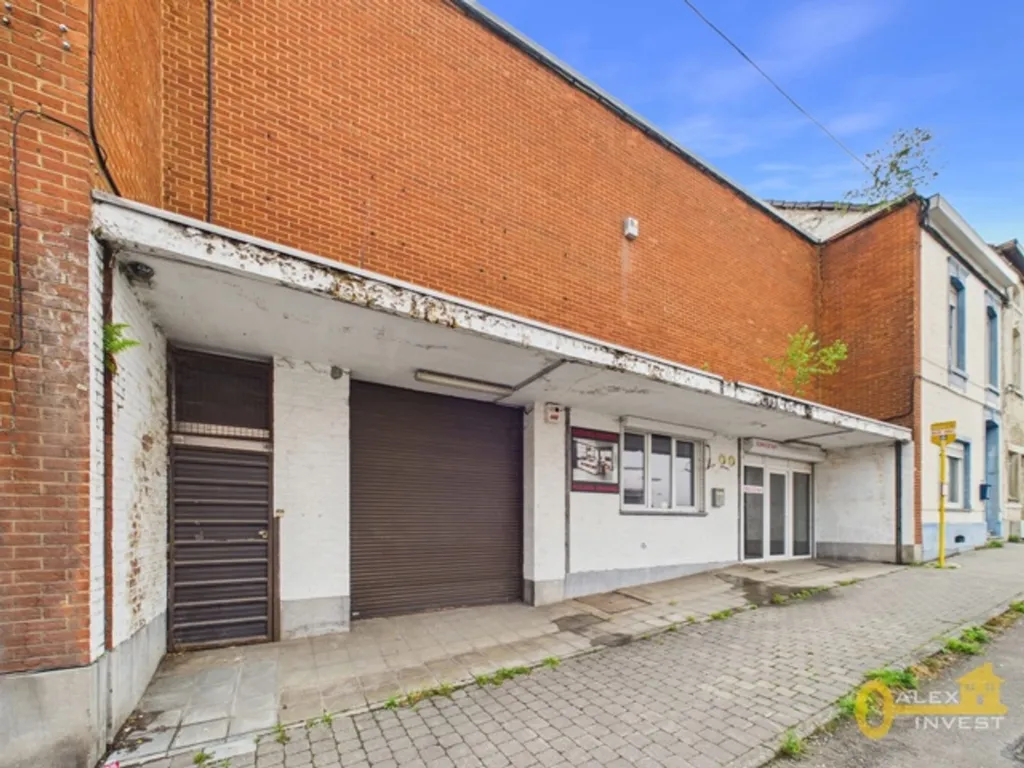 Garaaž - Mixed-Use Building with Development Potential in Belgium