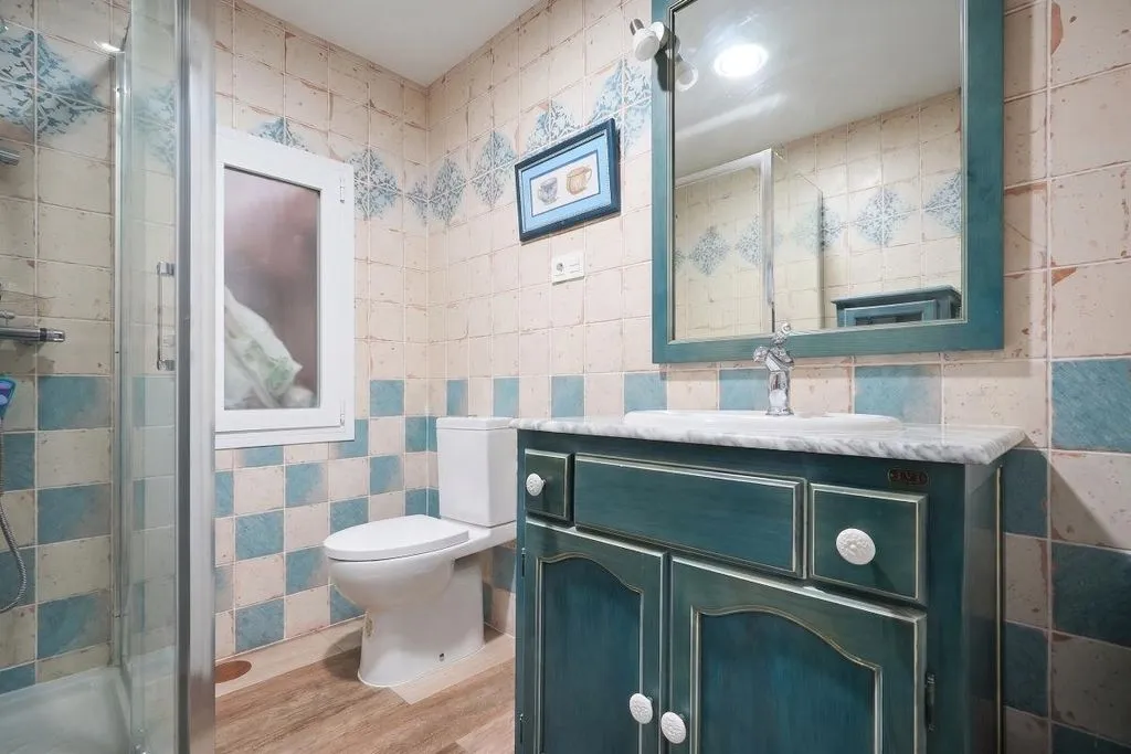 Salles de bain - Semi-detached House with Garage in Getafe Centre