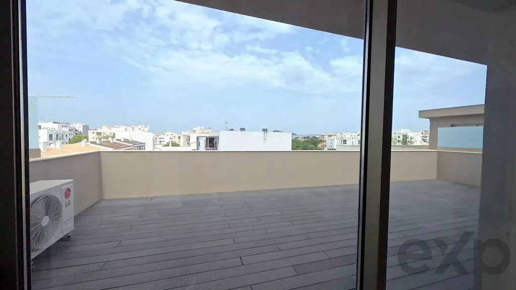 Rõdu - Luxury Flat with City View in Almancil