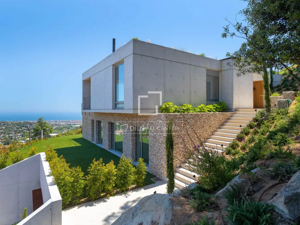 Välivaade - New Build Villa with Sea View in Cabrils
