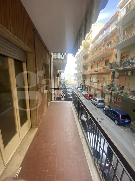 Balcon - Apartment with Balcony in Reggio Calabria