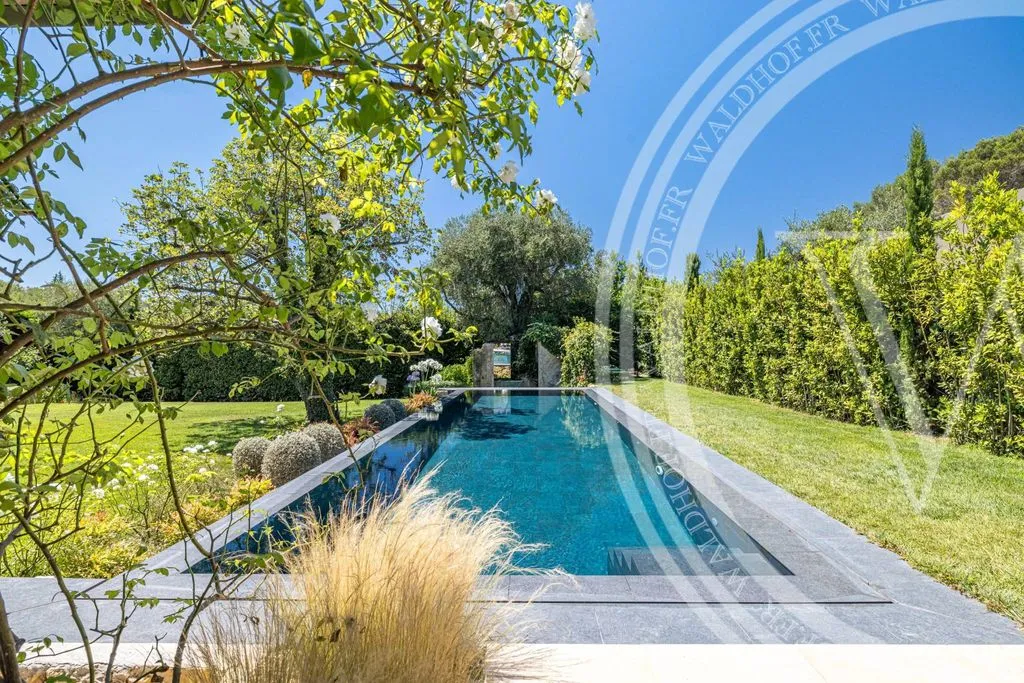 Piscina - Luxury Villa with Pool in Mougins