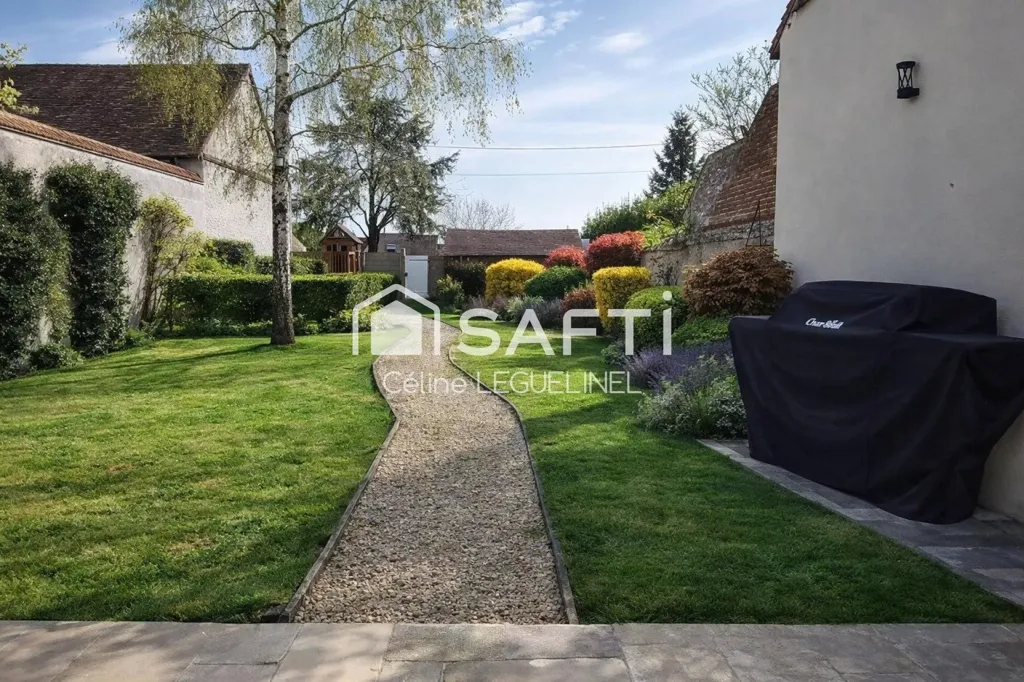 Jardin - Maison en Pierre Rénovée avec Terrasse à Goussainville