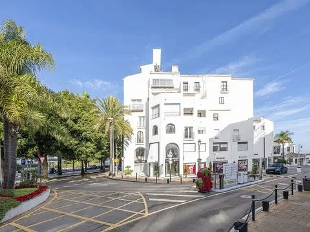 Välivaade - Apartment with Pool and Terrace in Puerto Banús