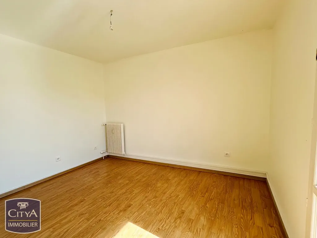 Toad - Colocation Flat with Balconies in Châteauroux