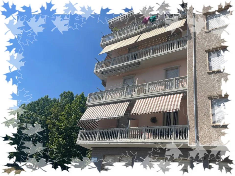 Balcony - Apartment with Balconies in Central Strambino