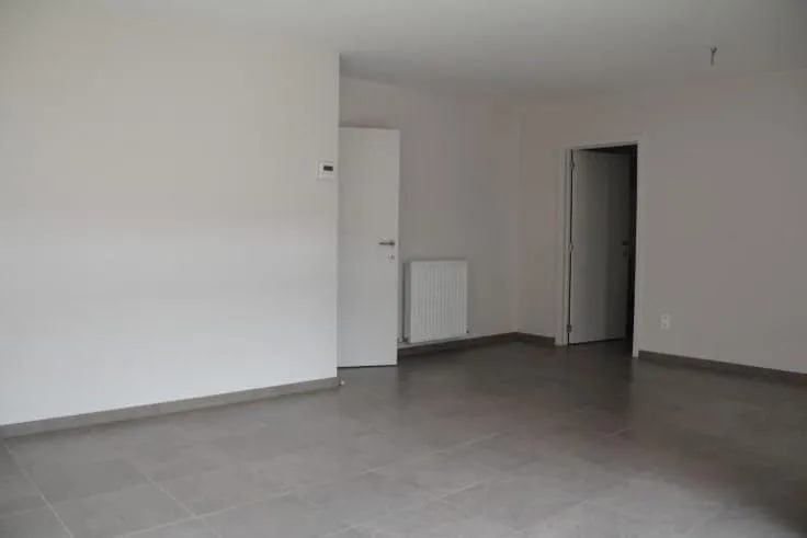 Toad - Flat with Terrace in Urban Area