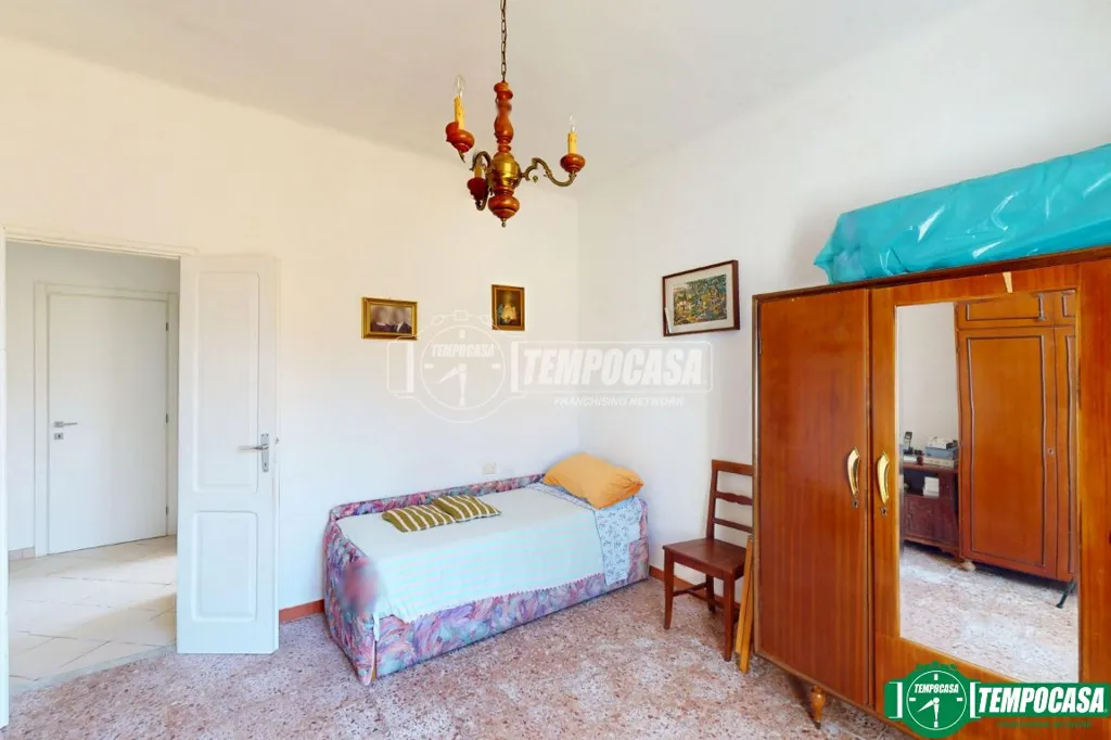 Magamistoad - Detached Villa with Garden in Arcola