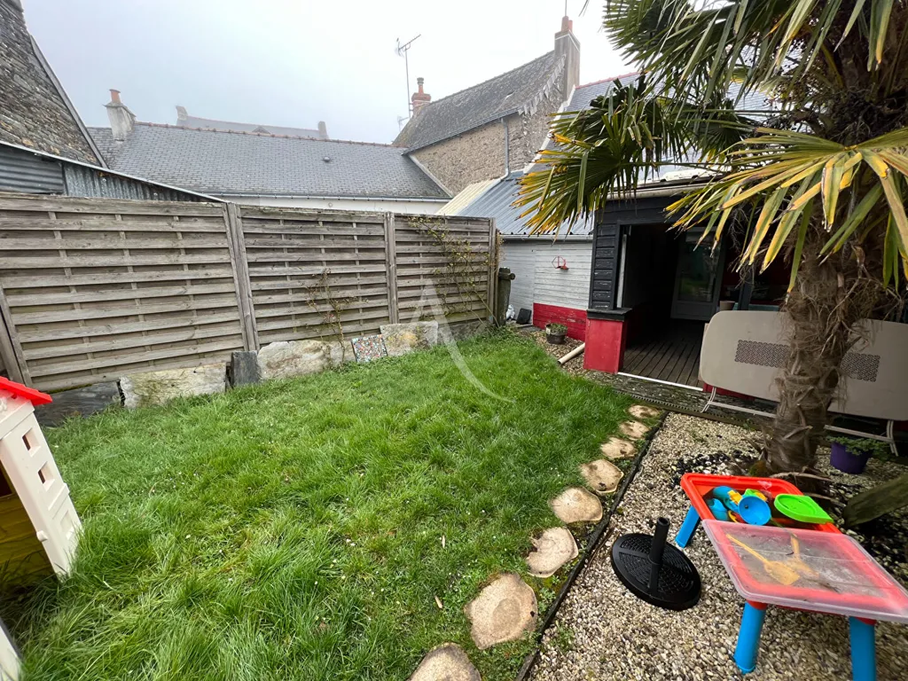 Jardin - Maison en Pierre avec Jardin à Nozay