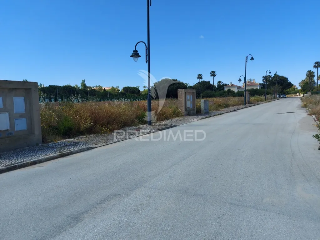 Aed - Luxury Plot in Select Porto de Mós, Lagos