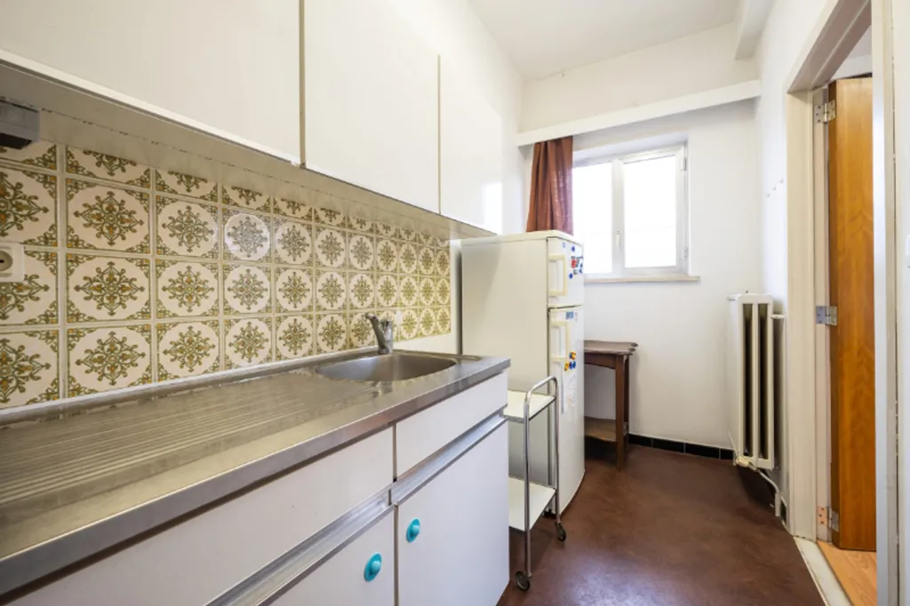 Kitchen - Ground Floor Apartment with Commercial Space in Roeselare