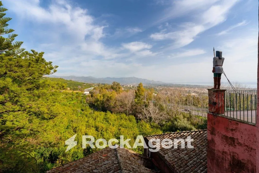 Terrass - Ancient Farmhouse with Panoramic Views in Giarre