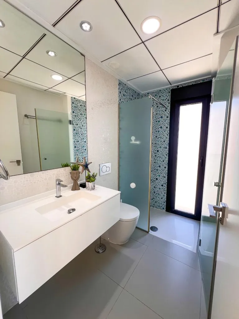 Salles de bain - Contemporary Villa with Pool in Rojales