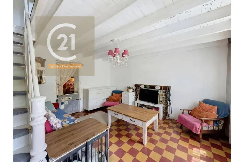 Elutuba - Equestrian Property with Extensive Land in Givry