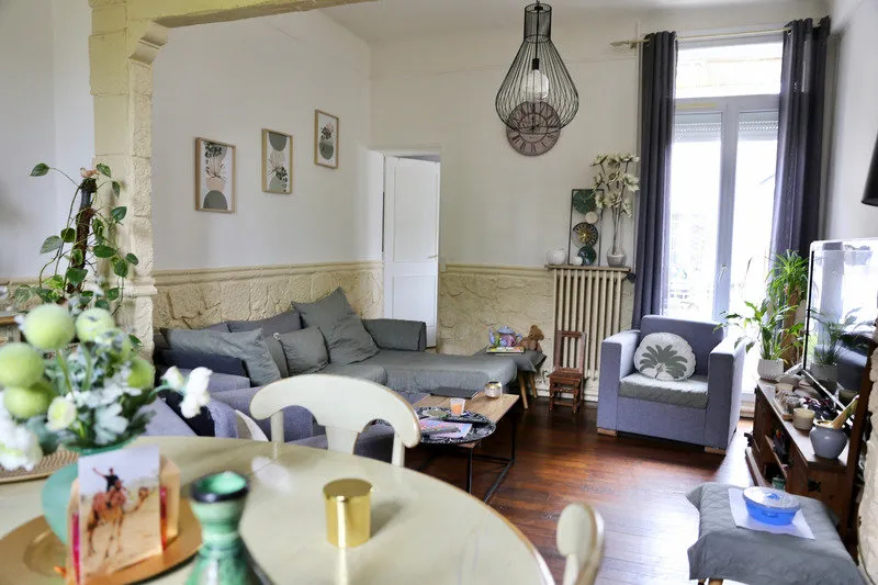 Elutuba - 4-Piece House with Garden in Reims Chalet