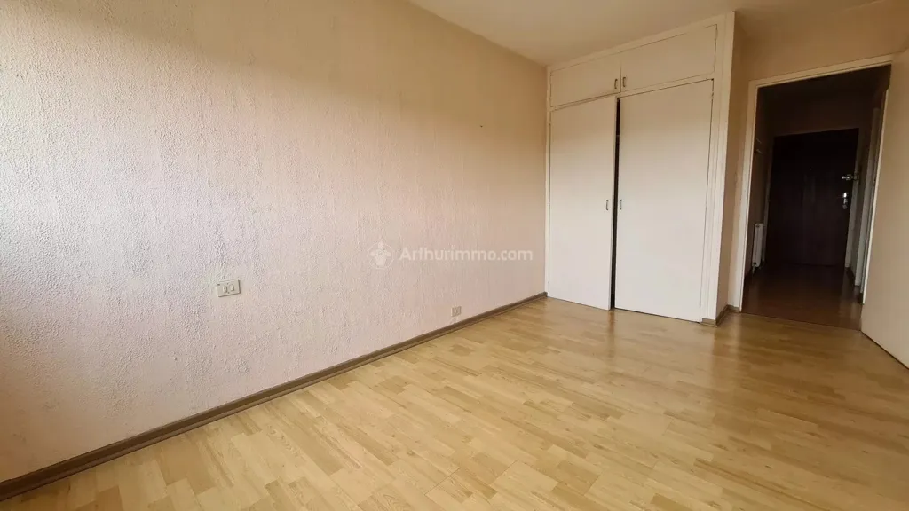 Toad - Spacious Flat with Parking in Albi Centre