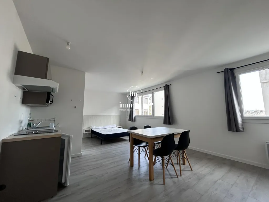 Sala da pranzo - Studio with City Centre Location in Limoges
