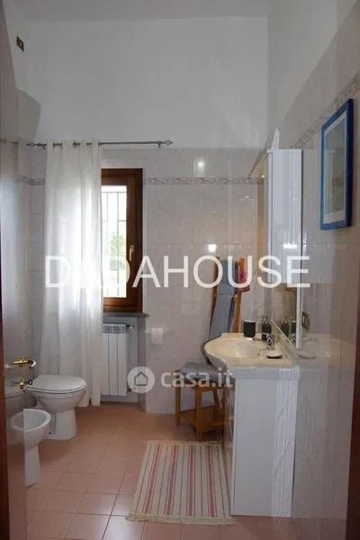 Vannitoad - Rustic Corner House with Garden in Cascina