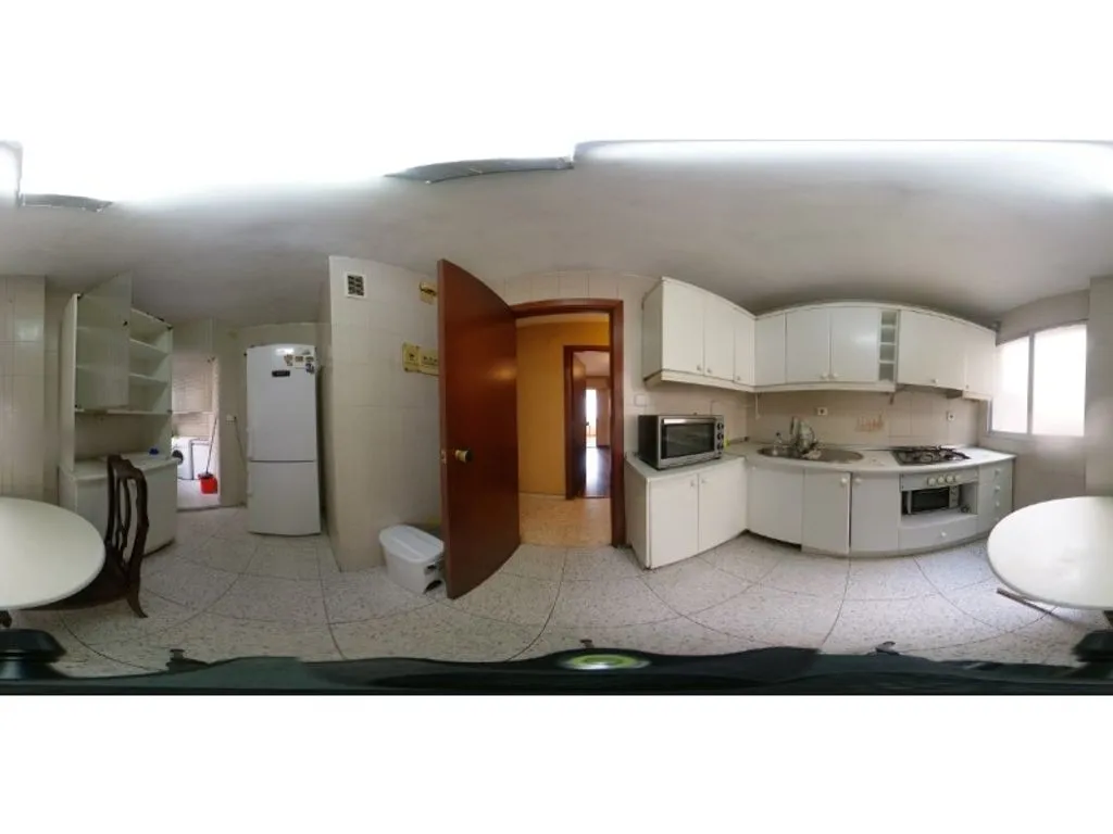 Köök - Luxury Flat with Glazed Terrace in Carranque, Málaga