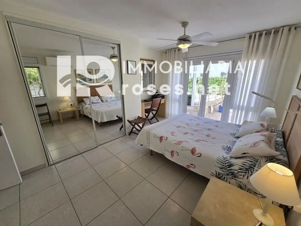 Camere da letto - Mansion with Pool in Empuriabrava