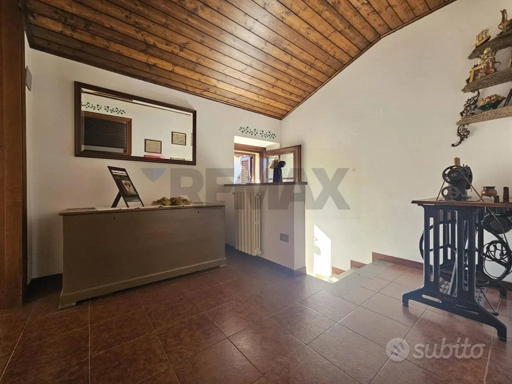 Panoramic Apartment in Comerio Courtyard