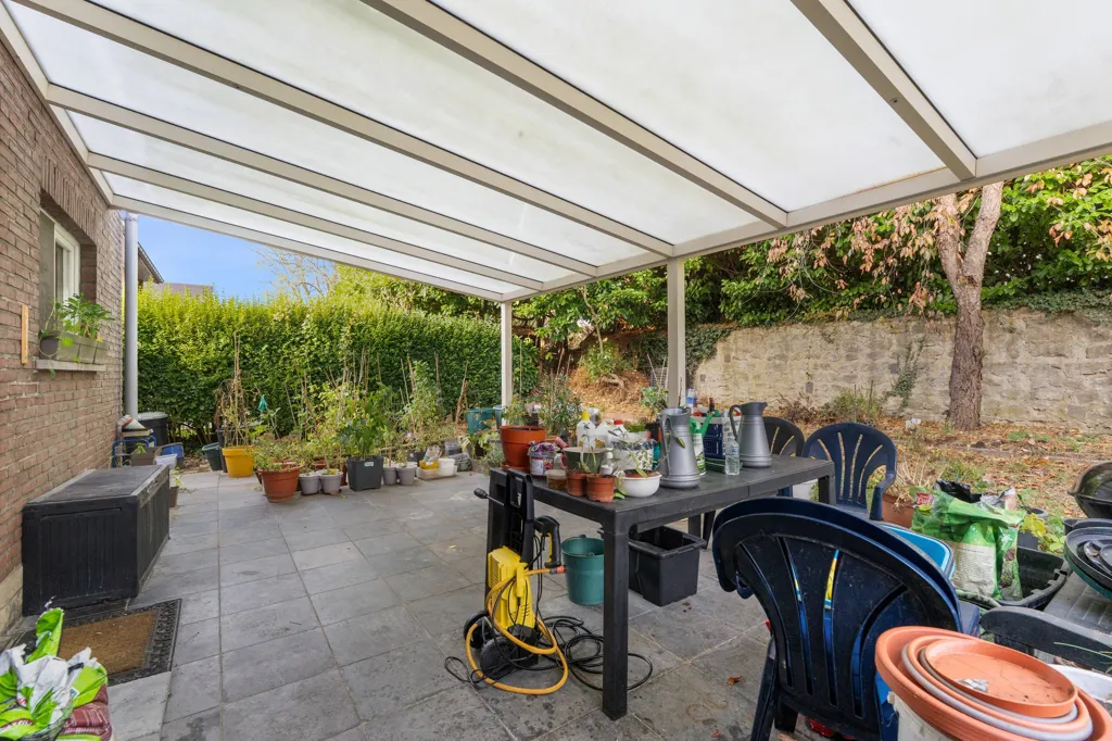 Terrasse - Villa à Rénover dans un Quartier Calme à Sterrebeek