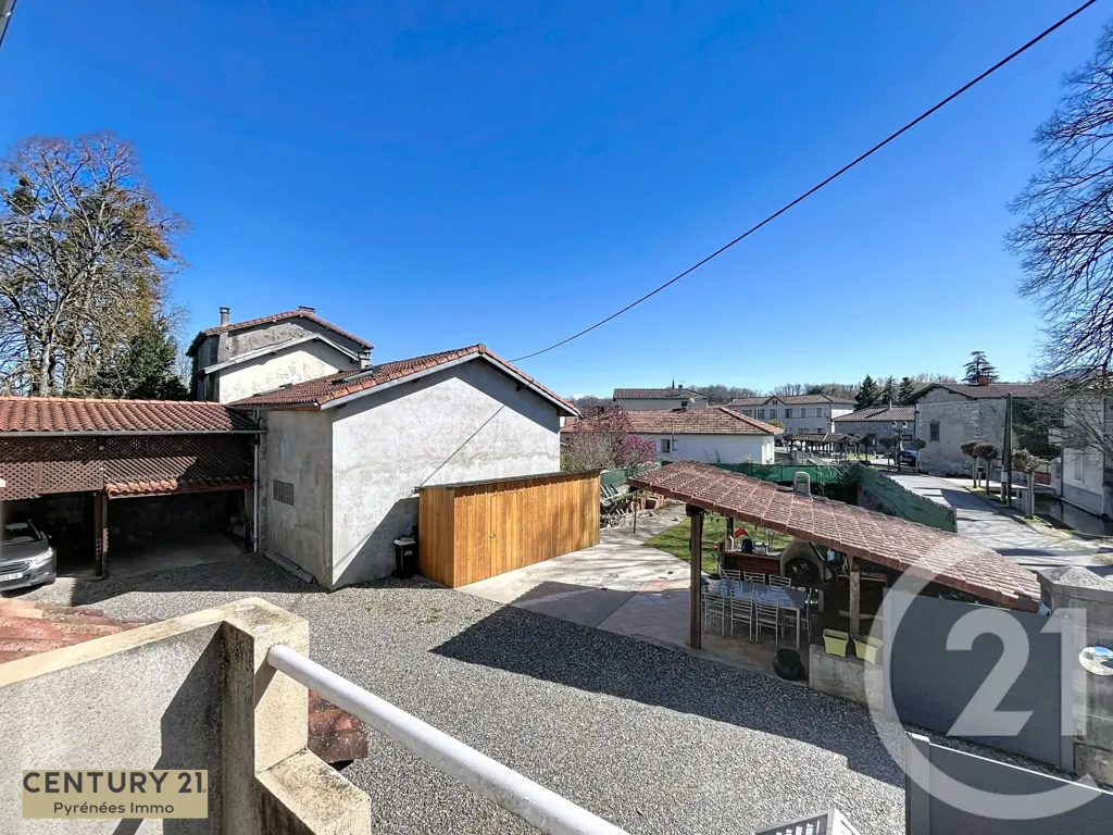 Välivaade - Renovated House with Balcony in Mazères-de-Neste