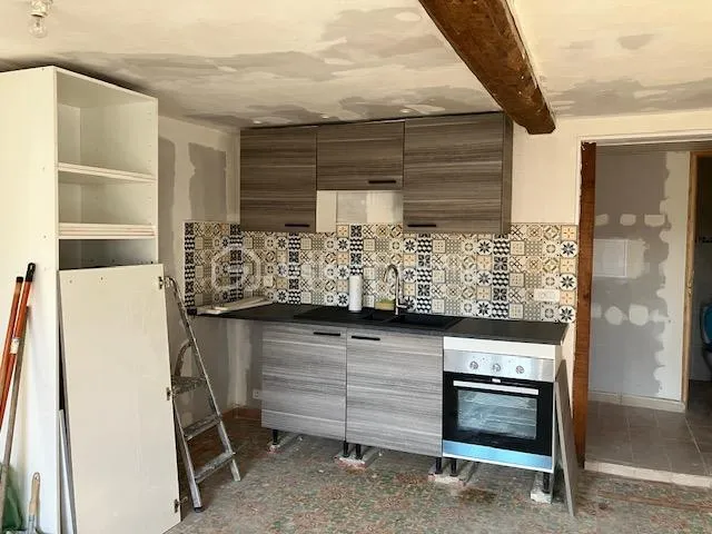 Cuisine - Maison à Rénover dans Village Calme à Leuze
