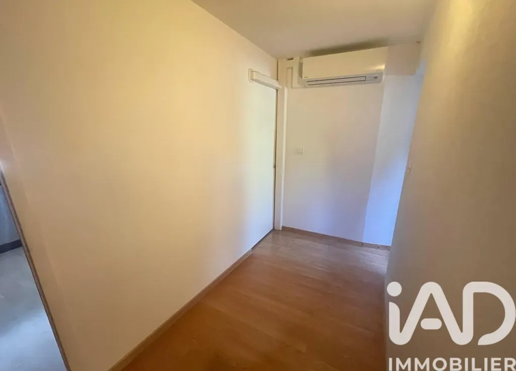 Esik - Quiet Maison with Terrace in Jouarre