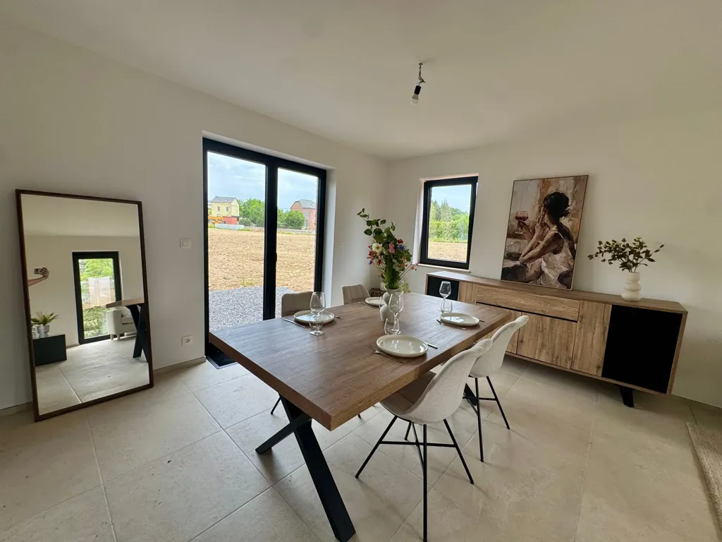 Salle à manger - Maison Neuve avec Jardin à Wanlin, Houyet