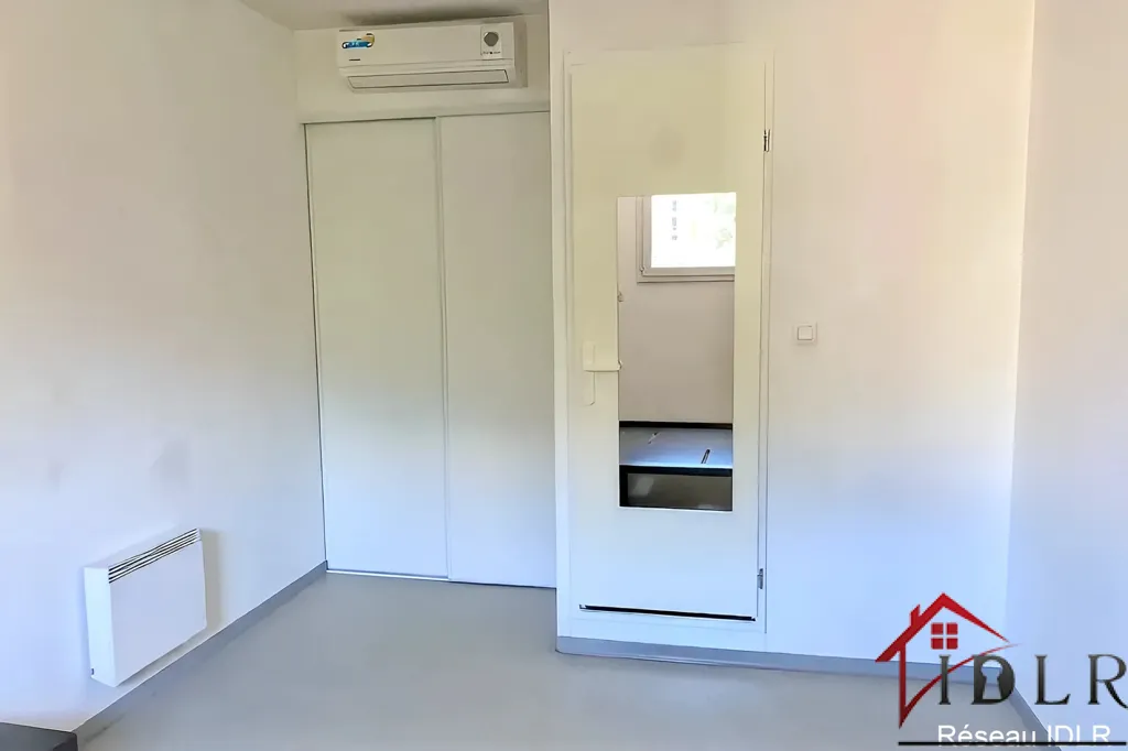 Buanderie - Appartement T2 avec Terrasse au 5ème Étage