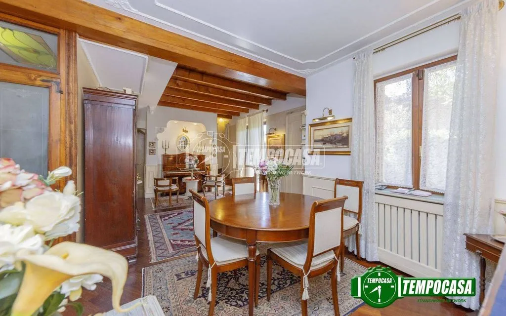 Salle à manger - Luxury Villa with Private Garden in Opera, Lombardy