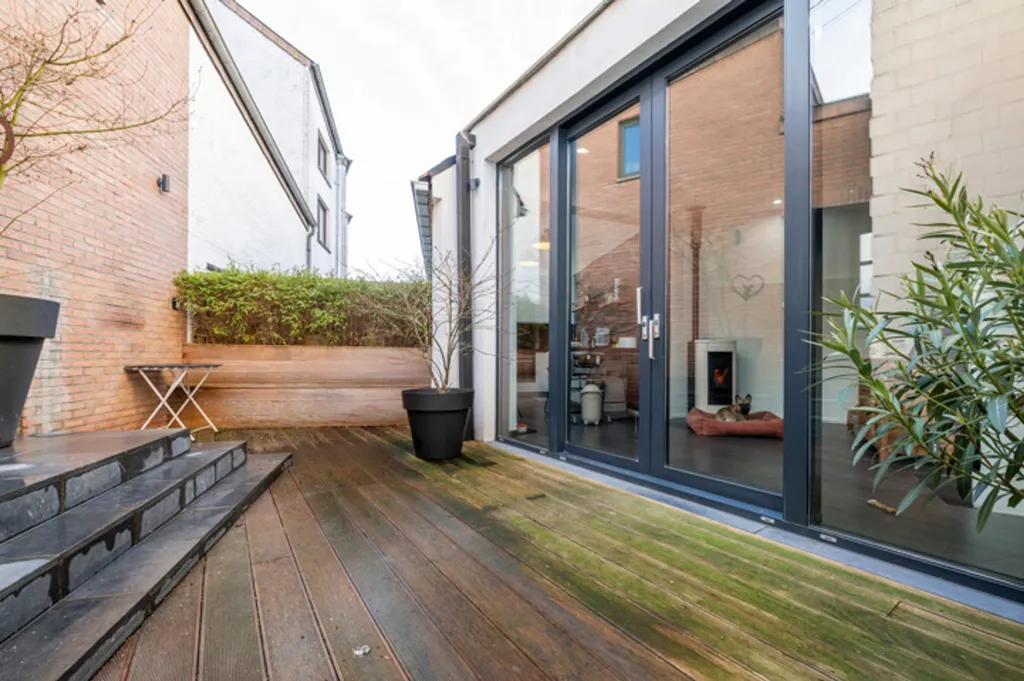 Terrazza - House with Courtyard in Ittre