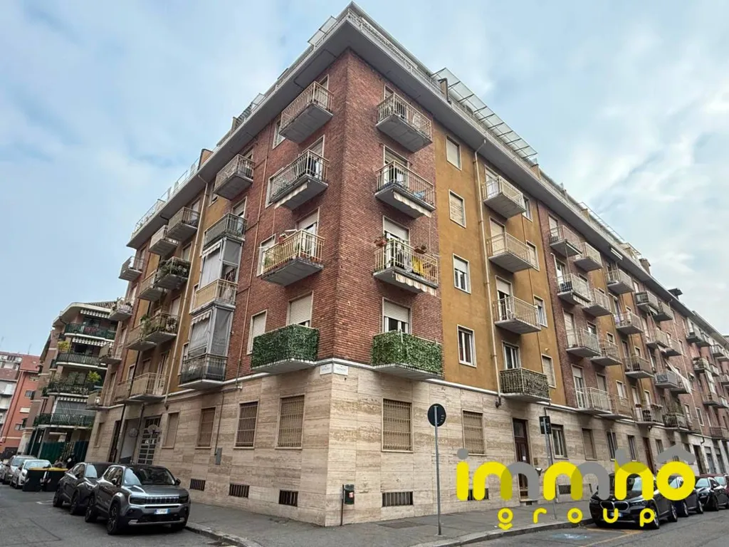 Extérieur - Fully Rented Apartment with Balcony in Turin