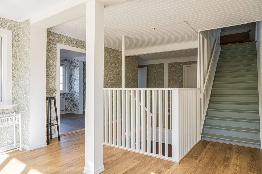 Toad - Family Villa with Workshop in Varnhem