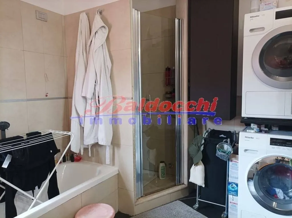 Lavanderia - Duplex con terrazzo in zona residenziale a Fano