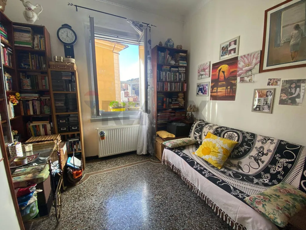 Elutuba - Bright Apartment with Attic in Genoa