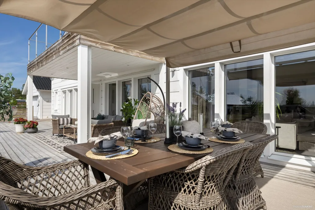 Terrass - Modern Villa with Sea View in Kallax