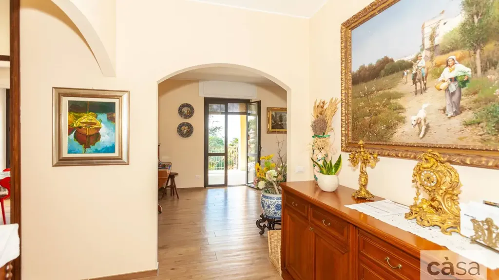 Ingresso - Luxury Villa with Lake View in Comerio