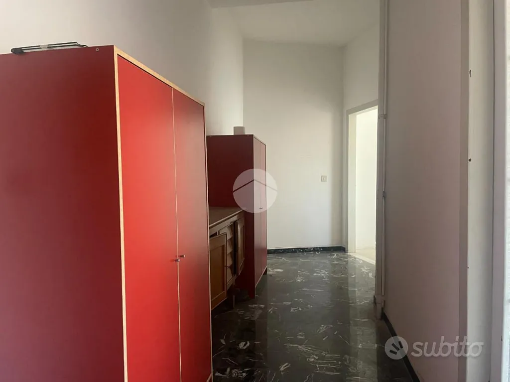 Stanze - Triplex with Balcony in Asti's Historic Centre