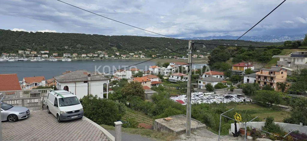 Renovated Duplex with Sea View in Rab