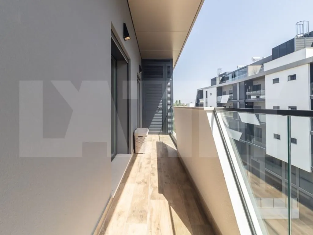 Rõdu - Luxury Duplex with Private Parking in Montijo