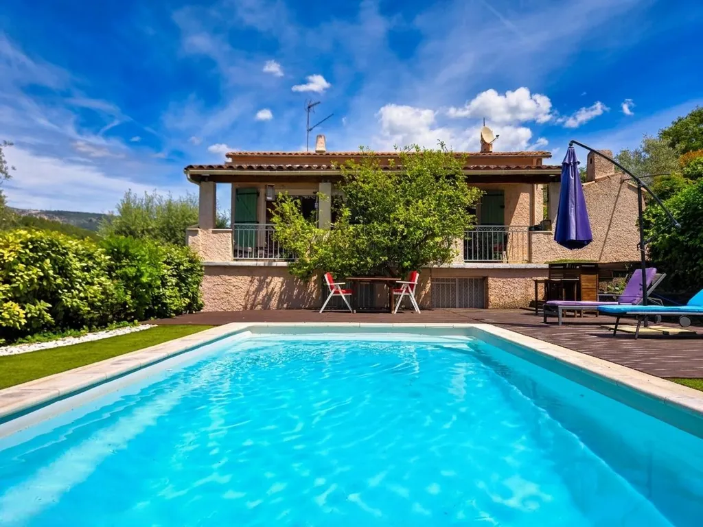 Bassein - Luxury Villa with Mountain View in Toulon