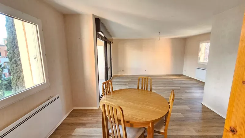 Salle à manger - Appartement Lumineux en Centre-ville à Castanet-Tolosan