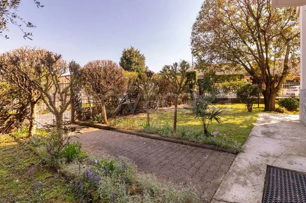 Jardin - Apartment with Terraces in Rosta